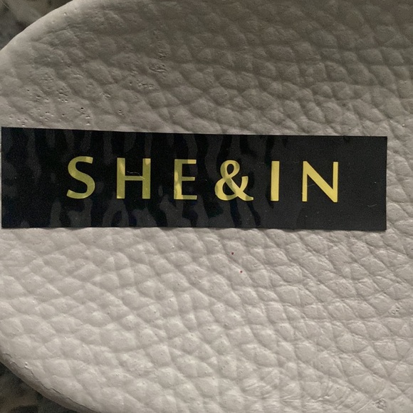 shein slippers - Picture 2 of 5